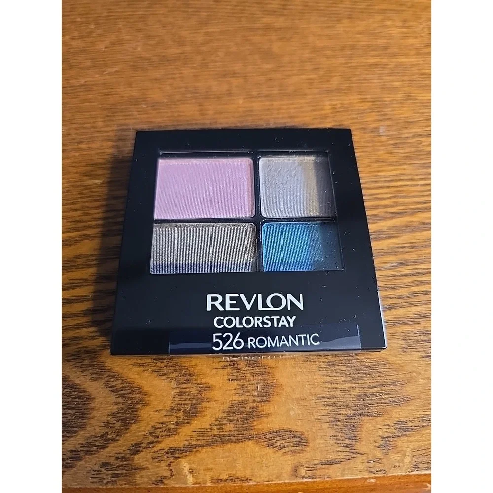 NEW Revlon Colorstay 16‎ Hour Eye Shadow-526 Romantic